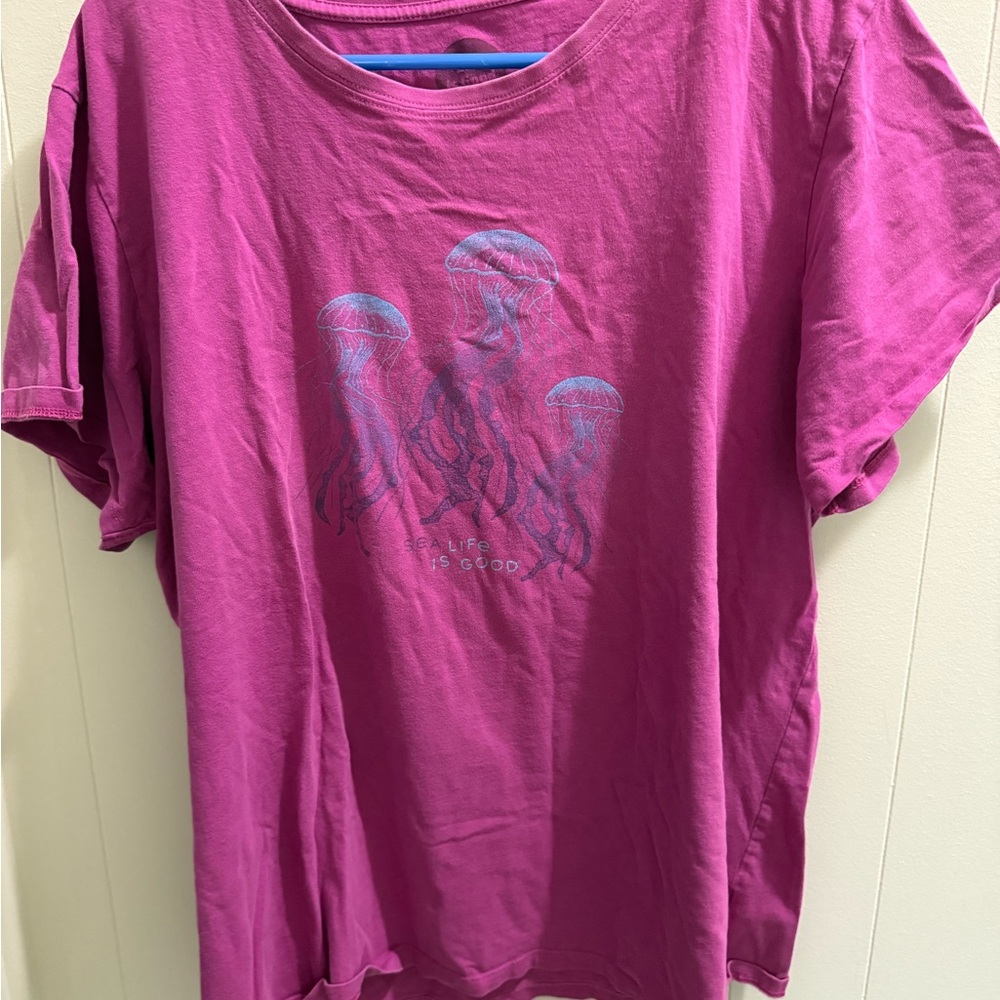 Life Is Good Women's Pink Jellyfish Tee